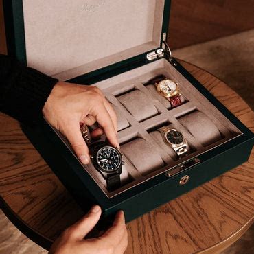 rolex yacht master turns per day